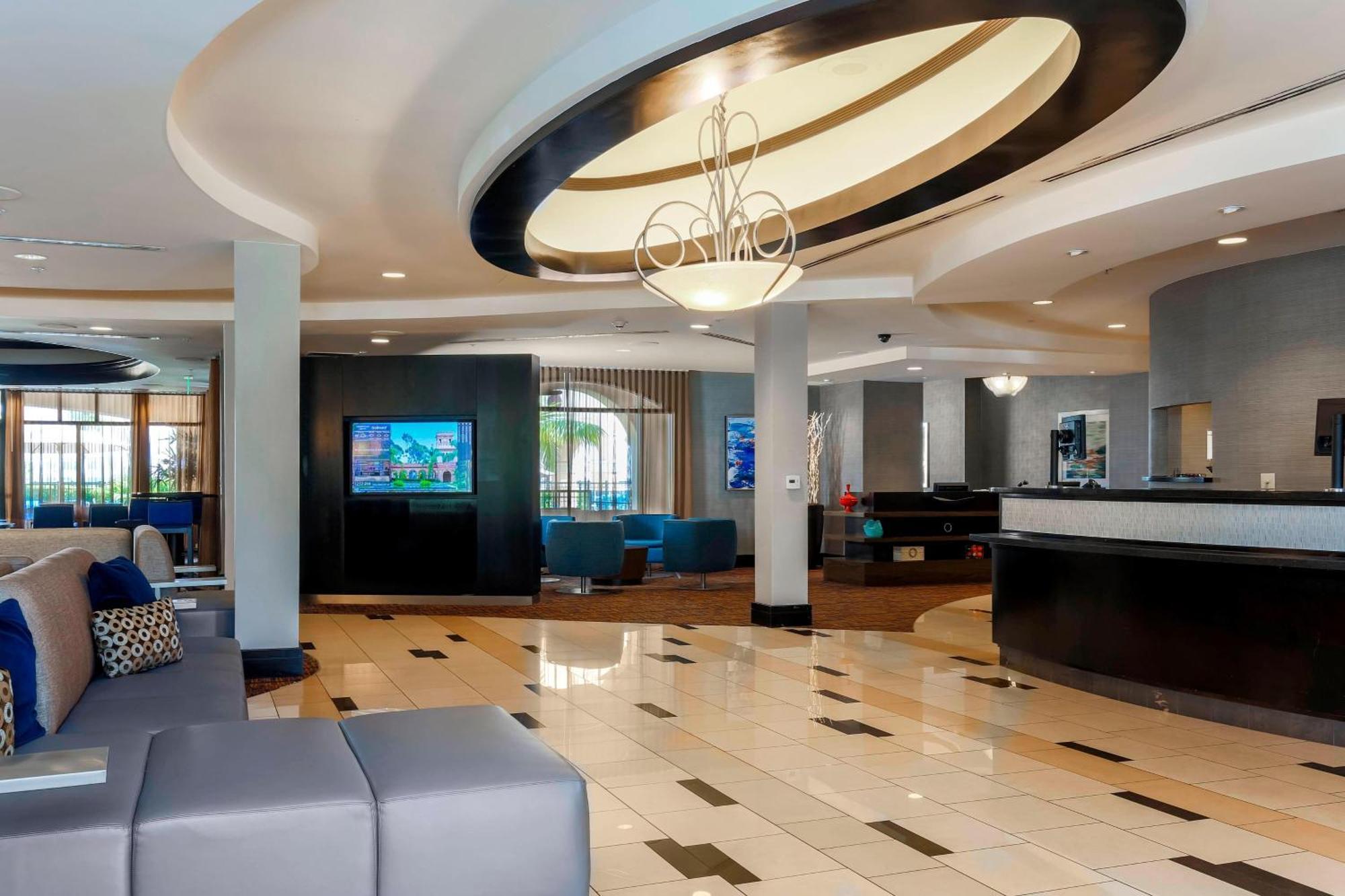 Hotel Courtyard Airport/liberty Station