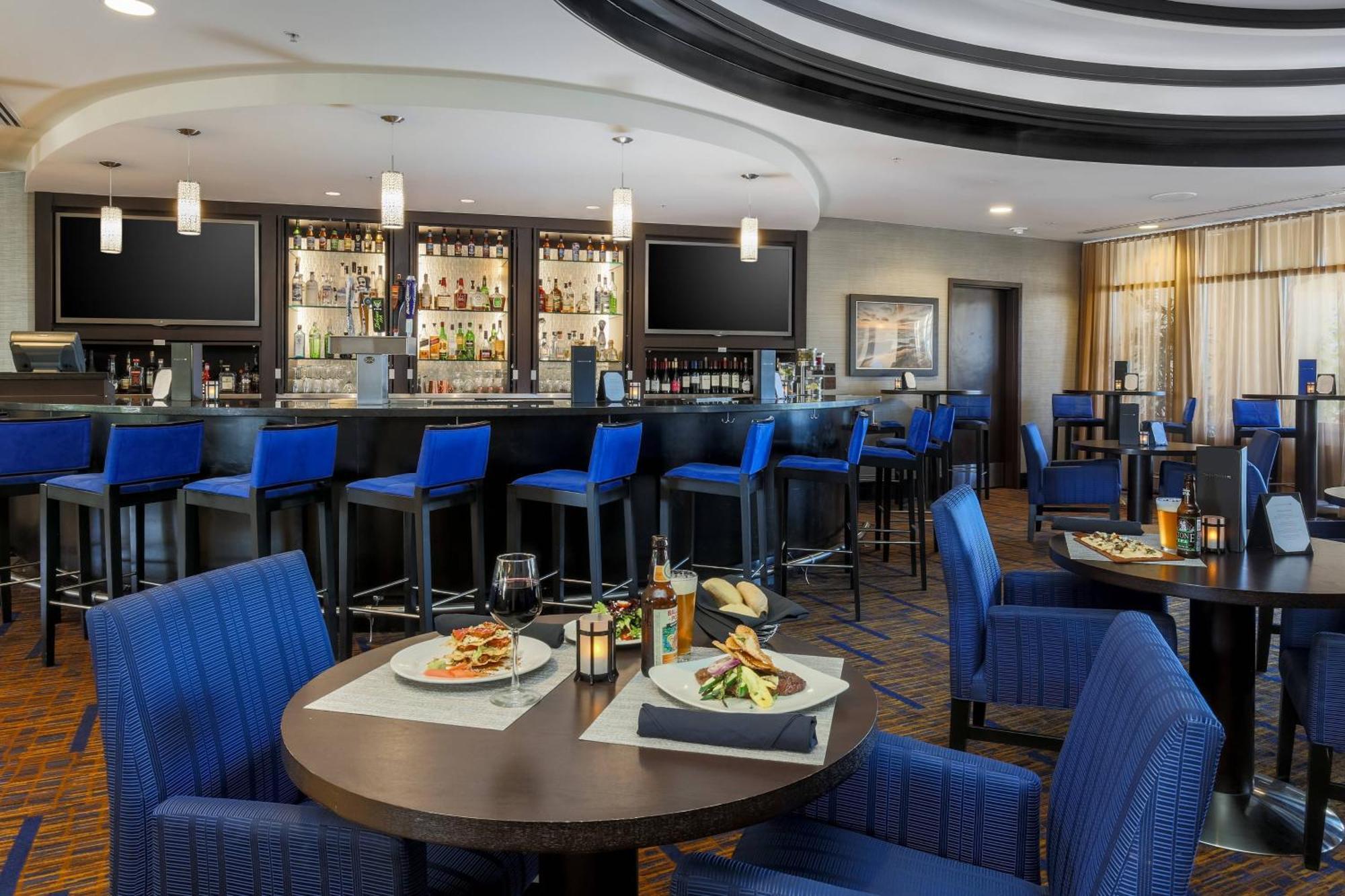 Courtyard Airport/liberty Station 3* San Diego